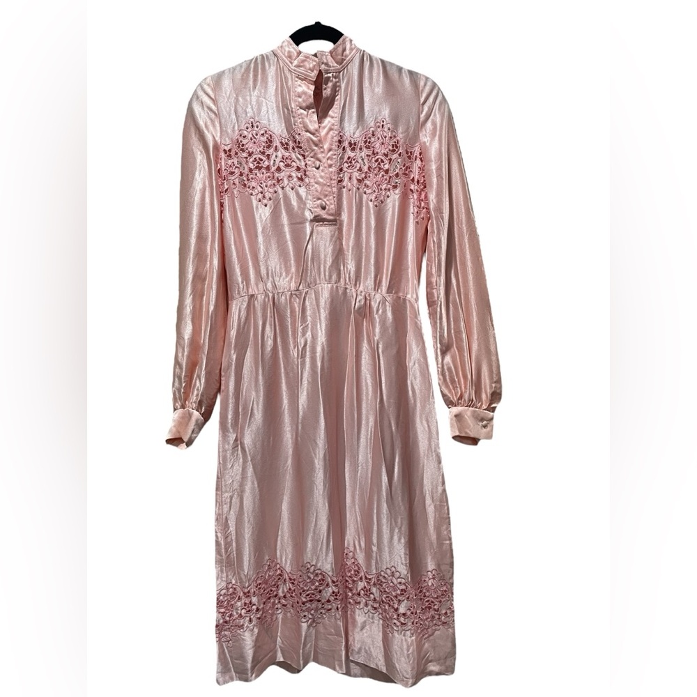 Vintage Pat Sandler 1970s Baby Pink Beaded Cut Out Accent Long Sleeve Dress M?